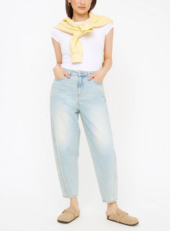 Light Wash Barrel Leg Jeans 18S